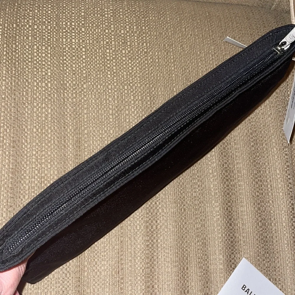 New authentic balenciaga nylon bag (UNISEX)